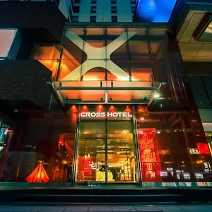 Cross 4* Ōsaka