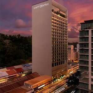 Hyatt Centric 호텔 코타키나발루
