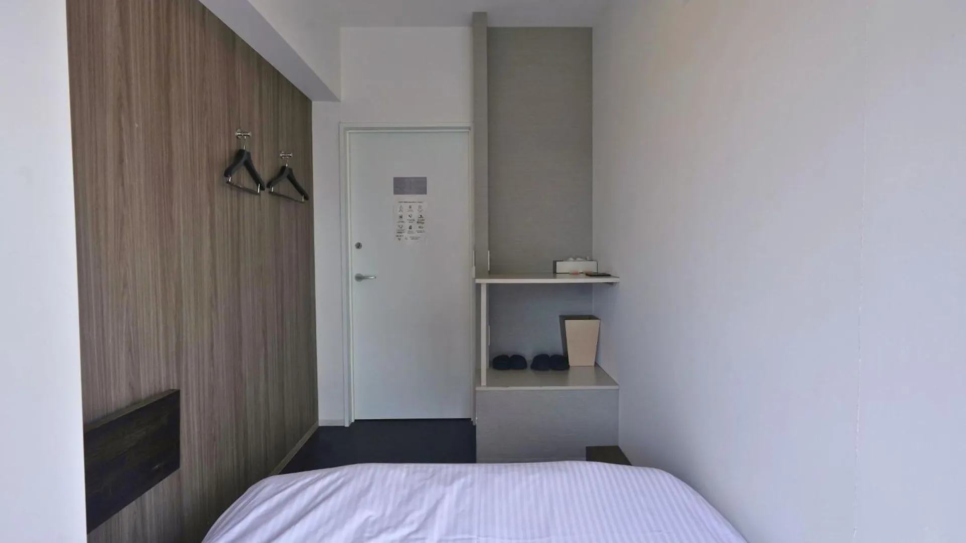 &And Hostel Minamisenju Tokyo 0*,